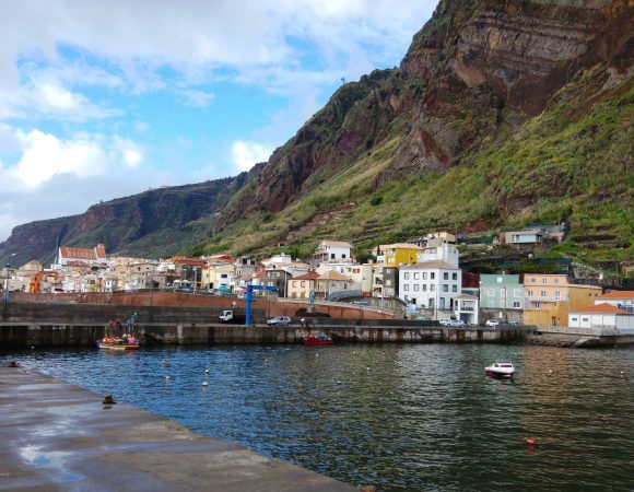 The Big Tour : Sunrise with Breakfast+East & West Tour of Madeira